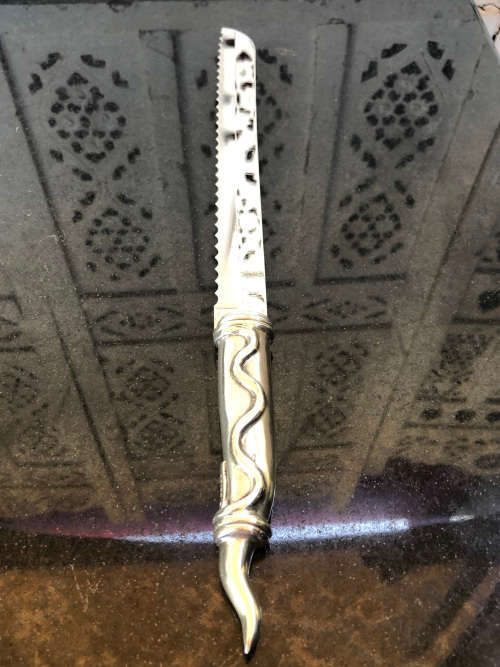 CARROL BOYES (1954 - 2019) TORCH PATTERN LARGE EVER-SHARP BREAD KNIFE -  FUNCTIONAL ART