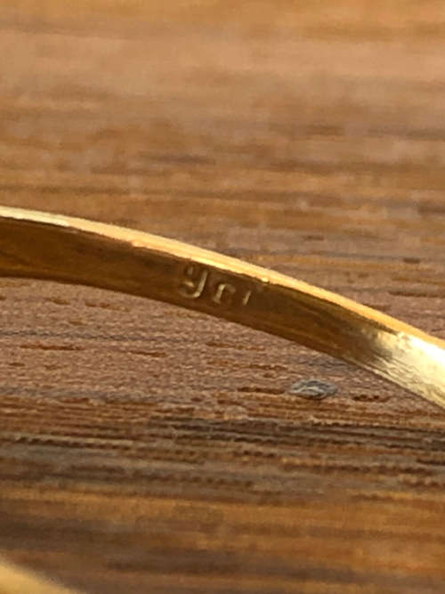 CUTE QUAINT CLASSIC DESIGN 9ct YELLOW GOLD AND CZ WISHBONE RING - SIZE P - 1.07g