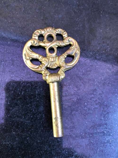 Wow !!! Stunning Louis XVI style Eluxa Trianon shelf clock , hand painted , numbered and signed