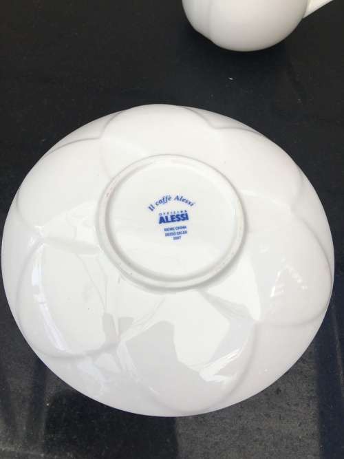 Collectors !!! Ultra Rare ALESSI Porcelain Demitasse / Mocha pair of Tulip Pattern Cups and Saucers