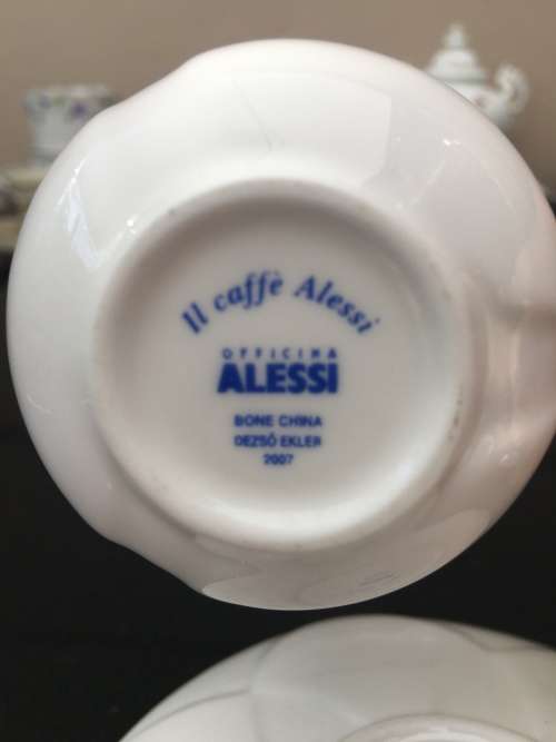 Collectors !!! Ultra Rare ALESSI Porcelain Demitasse / Mocha pair of Tulip Pattern Cups and Saucers