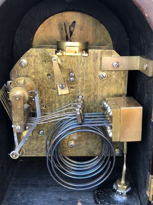 WOW !!! RARE DENT OF LONDON WALNUT CASED WESTMINSTER CHIMING BRACKET CLOCK - WORKS 100%