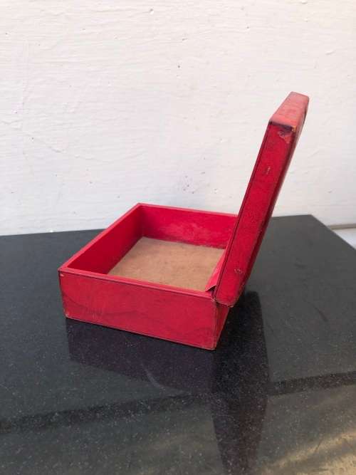 OMEGA CONSTELLATION VINTAGE WATCH BOX FROM 1960`S