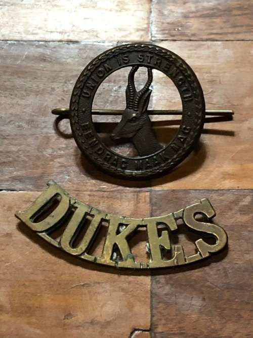 SADF !!! 1915 SOUTH AFRICAN 4TH INFANTRY CAP BADGE AND A DUKES BADGE