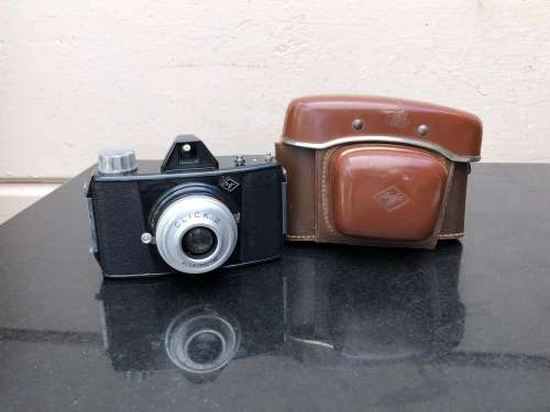 AGFA CLICK 11 VINTAGE FILM CAMERA IN WORKING ORDER