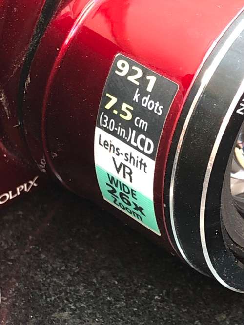 NIKON COOLPIX L810 COMPACT DIGITAL CAMERA 16.1mp - COMES WITH A CAMERA BAG - WORKING 100%