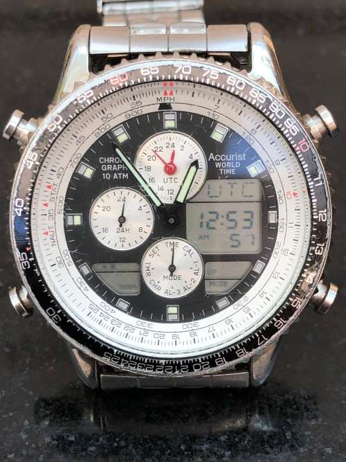 Accurist world time top