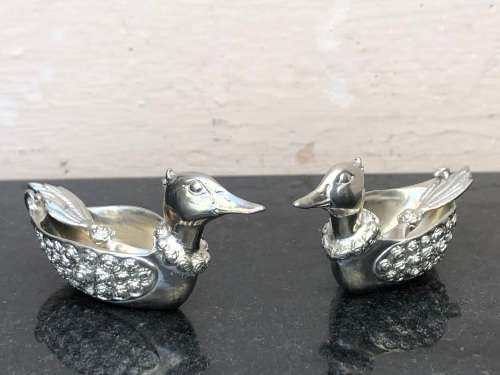 PAIR OF JENNA CLIFFORD 950 PEWTER OPEN SALT AND PEPPER WITH SPOONS , CLEARLY MARKED