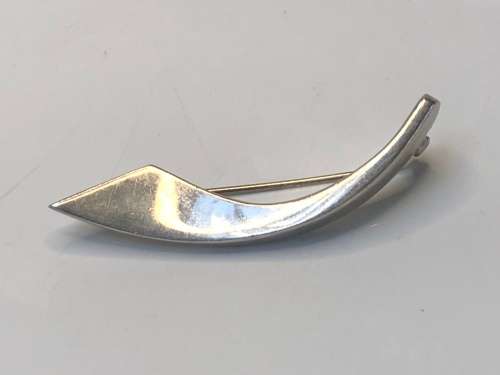 STUNNING LONDON HALLMARKED SOLID STERLING SILVER DESIGNER BROOCH - 9.07g