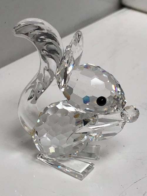 STUNNING RARE SWAROVSKI SILVER CRYSTAL SQUIRREL - EXQUISITE PIECE - DISCONTINUED