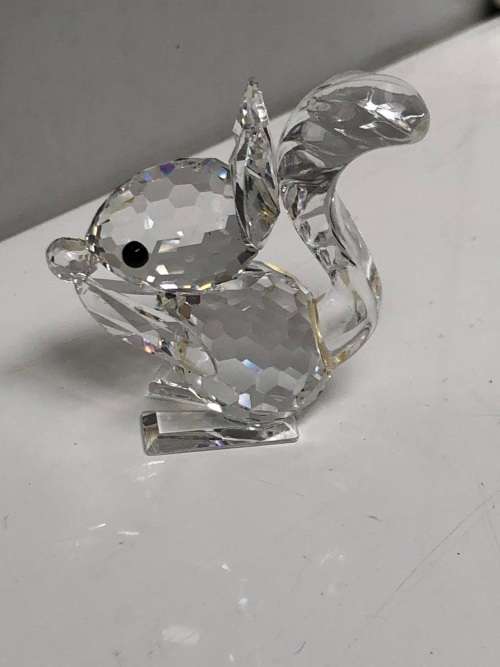 STUNNING RARE SWAROVSKI SILVER CRYSTAL SQUIRREL - EXQUISITE PIECE - DISCONTINUED