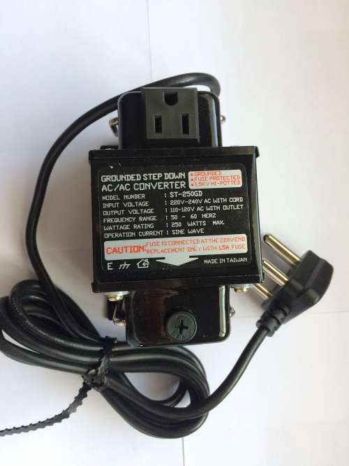 Transformer  -250w , 220v to 110v , Grounded "in SA"