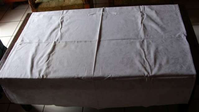 Semi Vintage White Damask tablecloth - 120cm x 120cm - So handy !!