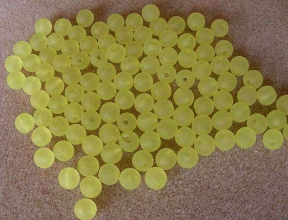 100 x 8mm Round Yellow Frosted Acrylic beads