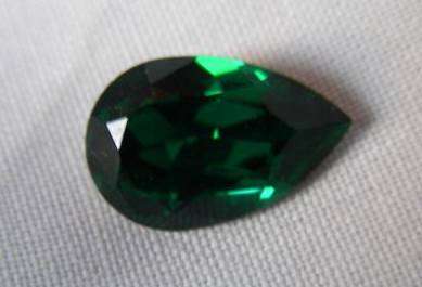 Semi-Vintage LARGE Swarovski Emerald PEAR crystal -STUNNING !