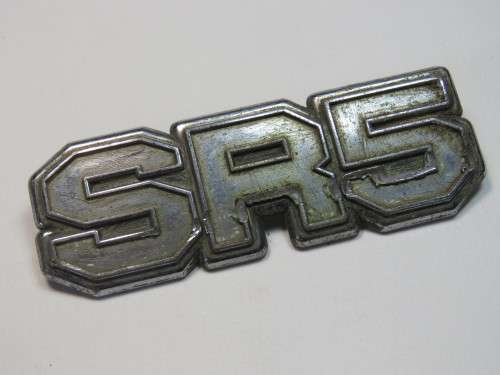 Toyota SR5 vintage car badge