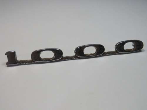 Vintage MAZDA 1000 bakkie badge