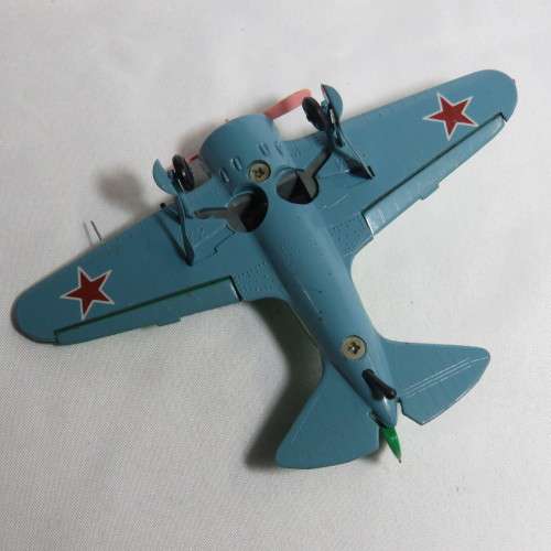 Russian Polikarpov I-16 fighter plane - Die cast - Scale 1/72