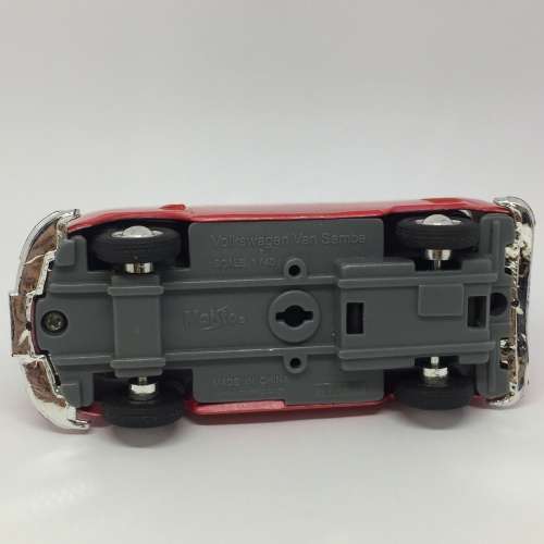 Maisto Volkswagen Van Samba - scale 1/40