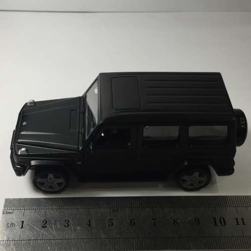 Maisto Mercedes-Benz G-Class model car - scale 1/41 - pull back action