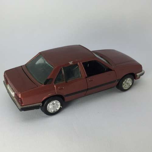 Gama Opel Ascona model toy car - scale 1/43