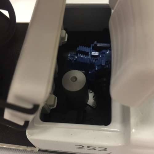 Road Signature Yamaha Golf cart and clubs - scale 1/12