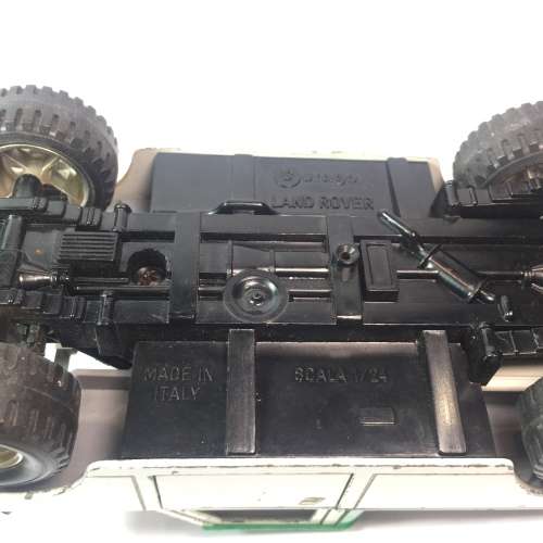 Bburago Land Rover model car - scale 1/24