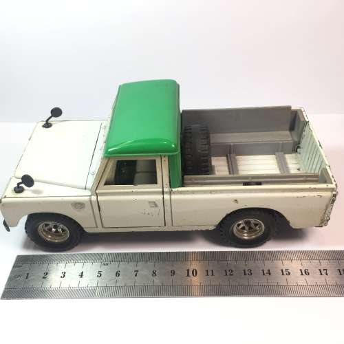 Bburago Land Rover model car - scale 1/24