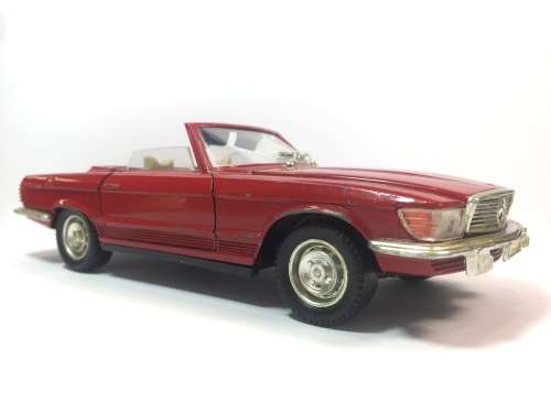 Polistil Mercedes-Benz 450 SL model car - scale 1/25