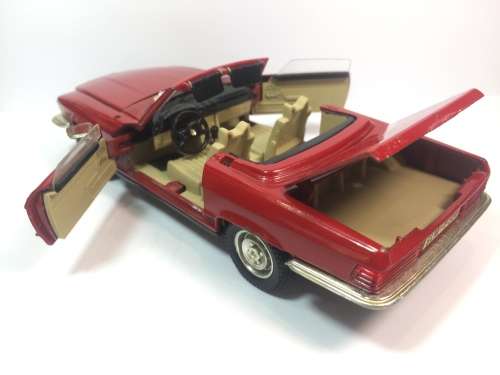Polistil Mercedes-Benz 450 SL model car - scale 1/25