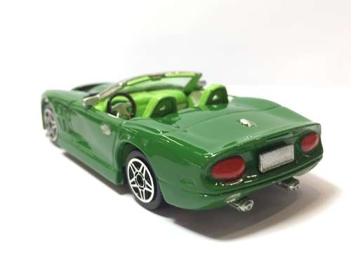 Bburago Shelby series one model car - scale 1/43