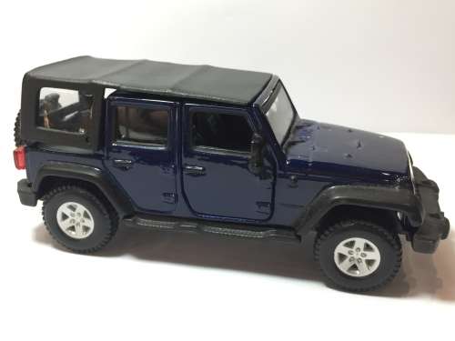 Bburago Jeep Wrangler Unlimited Rubicon model car - scale 1/32