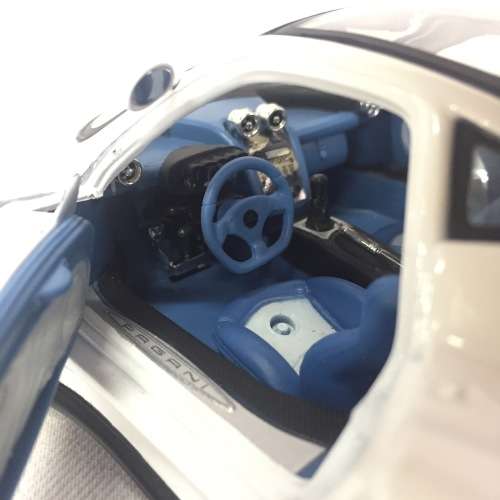 Motor Max Pagani Zonda C12 model car - scale 1/18
