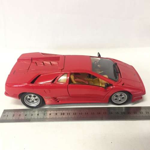 Maisto Lamborghini Diablo model car - scale 1/18