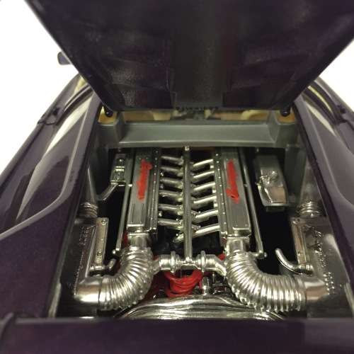 Bburago 1990 Lamborghini Diablo model car - scale 1/18