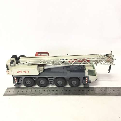 Conrad #2084 FAUN ATF 70-4 die-cast mobile crane construction model - scale 1/50