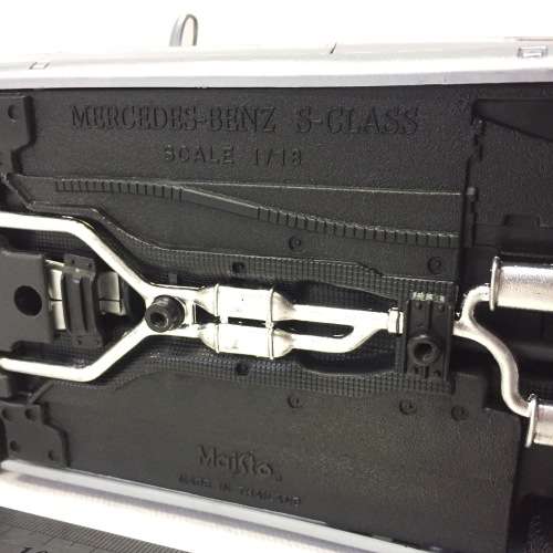 Maisto Mercedes-Benz  S-class SEL500 model car - scale 1/18