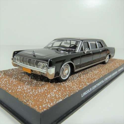 James Bond 007 - Lincoln Continental Stretched Limousine model car - Thunderball
