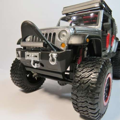 Maisto off-road kings 2015 Jeep Wrangler unlimited model car - Scale 1/24