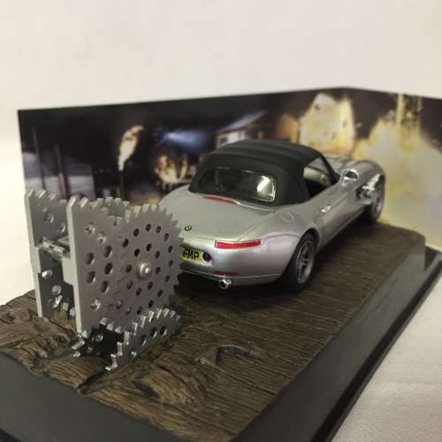 James Bond 007 - BMW Z8 model car - The World is not enough