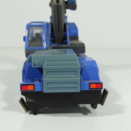 Tadano Crevo 500 die-cast mobile crane construction model - Scale 1/50