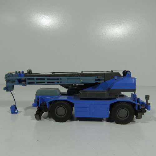 Tadano Crevo 500 die-cast mobile crane construction model - Scale 1/50