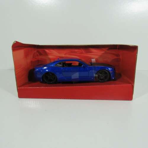 Maisto Design 2010 Chevrolet Camaro SS RS model car  Modern muscle in box  scale 1/24