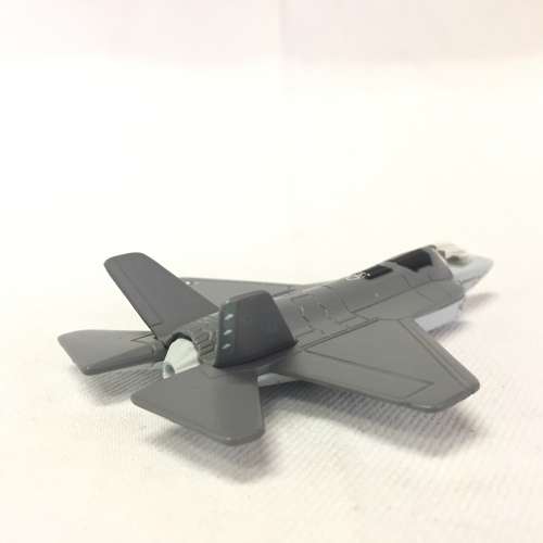 Maisto F-35 Joint Strike fighter die-cast model plane - no wheels