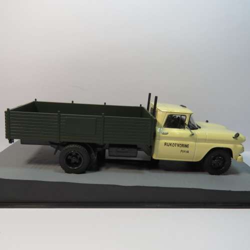 James Bond 007 - Chevrolet Apache C30 one ton truck model  - From Russia with love