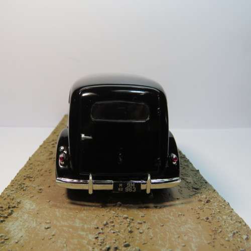 James Bond 007 - La Salle Hearse model car - Dr. No