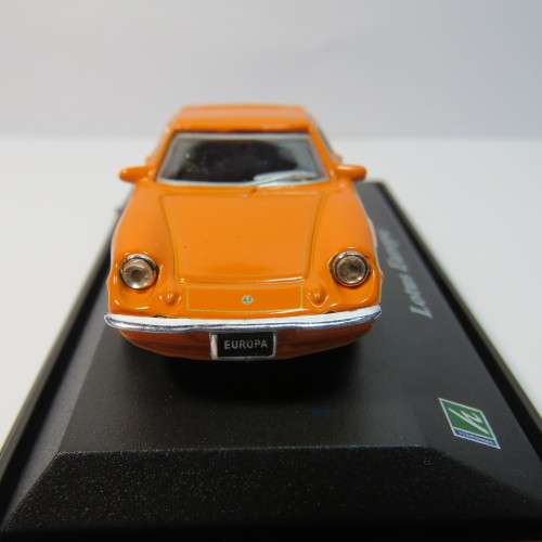 Hongwell Lotus Europa model car in case - Scale 1/72