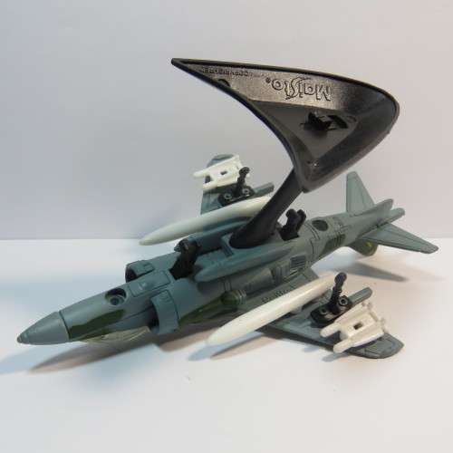 Maisto US Marines AV-8B Harrier die-cast jet plane