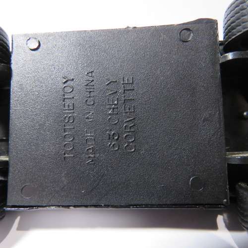 Tootsietoy 1963 Chevy Corvette toy car - Repainted