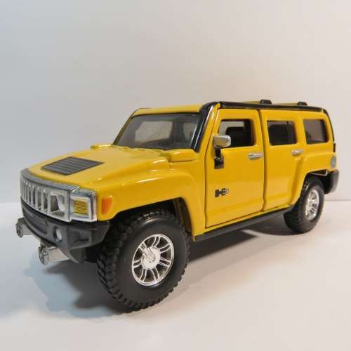 Bburago Hummer H3 model car - Scale 1/35